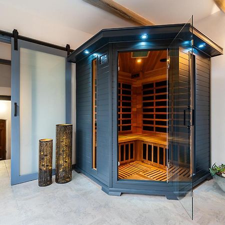 Boutique Hotel Soukenikuv Dum クトナー・ホラ エクステリア 写真