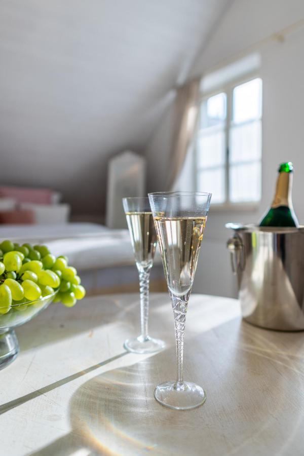 Boutique Hotel Soukenikuv Dum クトナー・ホラ エクステリア 写真
