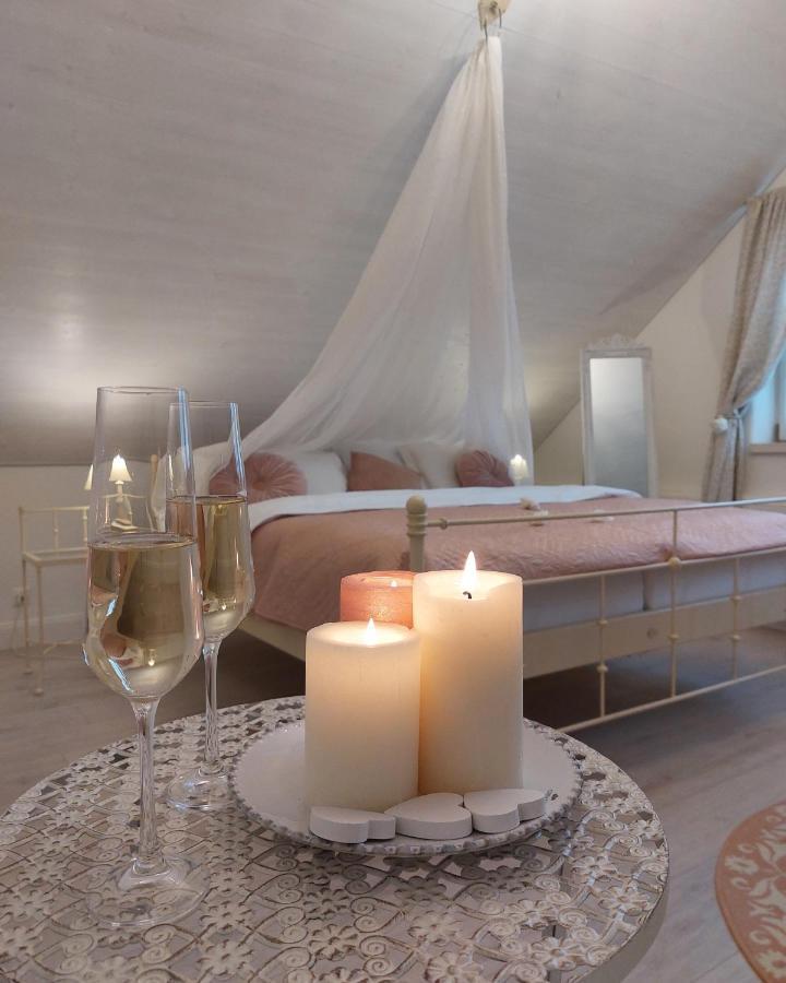 Boutique Hotel Soukenikuv Dum クトナー・ホラ エクステリア 写真