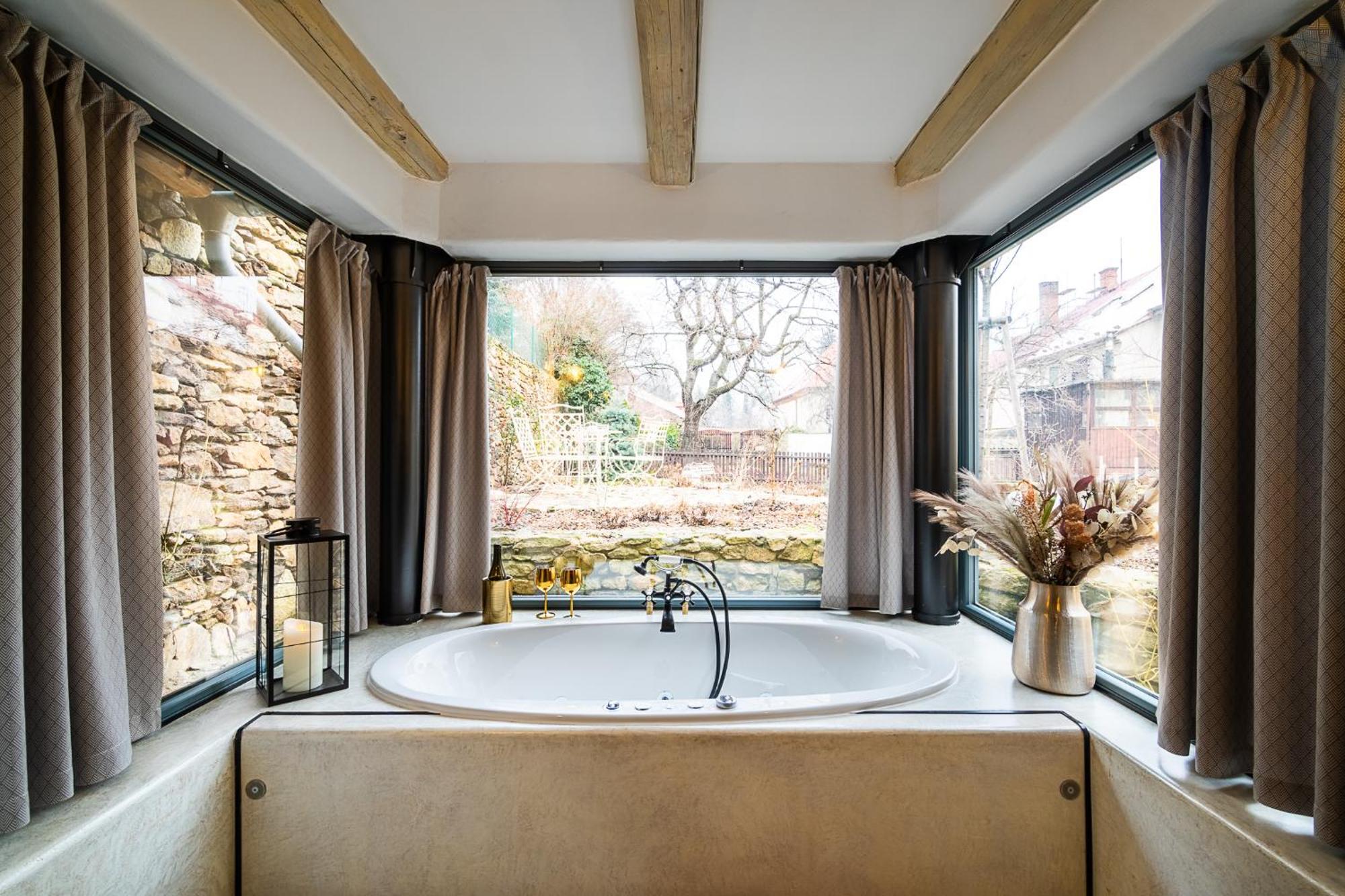 Boutique Hotel Soukenikuv Dum クトナー・ホラ エクステリア 写真